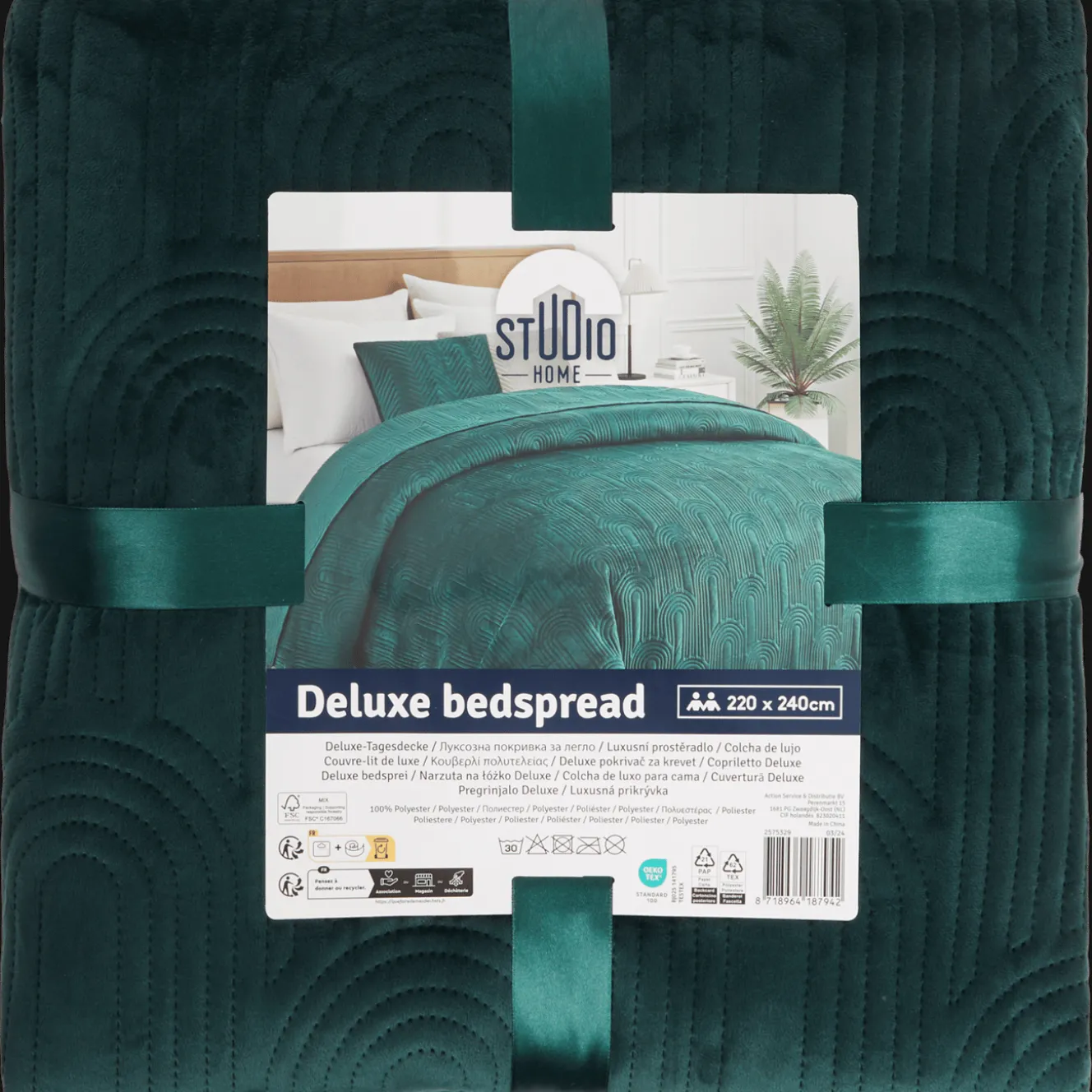 Studio Home velvet bedsprei